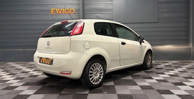 Fiat Grande Punto 1.3 mjt 75 dynamic Blanc de 2012