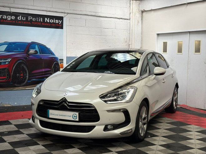 Citroen DS5 1.6 BLUEHDI120 BE CHIC S&S Blanc de 2014