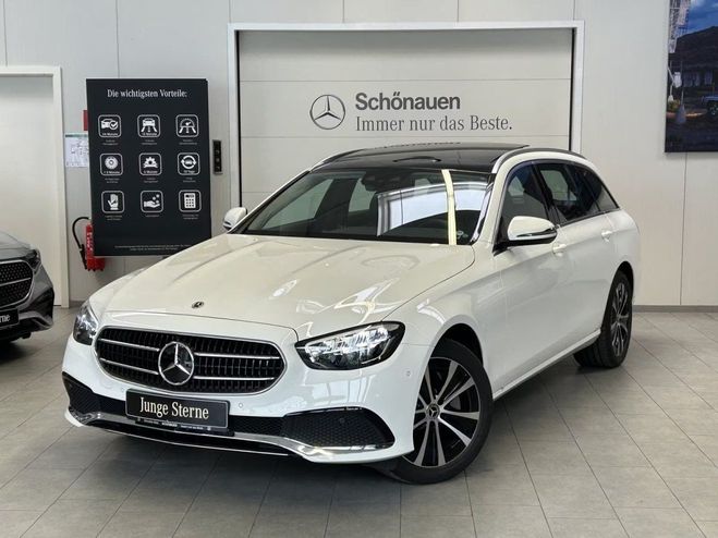 Mercedes Classe E 300 T PANO AHK KAMERA LED CARPLAY DAB EA Blanc de 