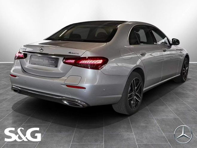 Mercedes Classe E 300 de 4M HEADUP CARPLAY DISTRONIC PANO  Argent� M�tallique de 
