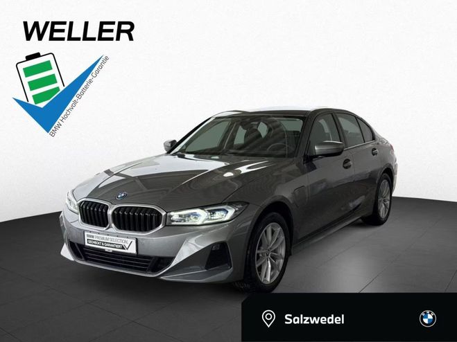 BMW Serie 3 330 e Limo LiveProf RFK Memory HiFi Adap Noir M�tallique de 