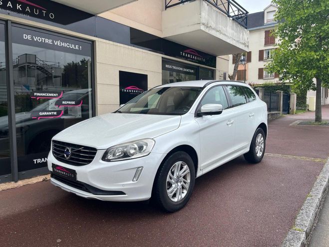 Volvo XC60 D4 163 ch StopStart Momentum // ENTRETIE Blanc de 2013
