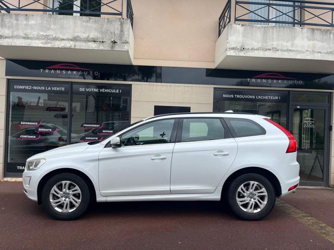 Volvo XC60 D4 163 ch StopStart Momentum // ENTRETIE Blanc de 2013