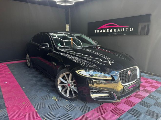 Jaguar XF V6 3.0 D - 240 FAP R-Sport A / Distribut Noir de 2014