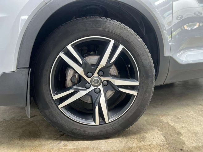 Volvo XC40 D3 AdBlue 150 ch Geartronic 8 R-Design Gris de 2019