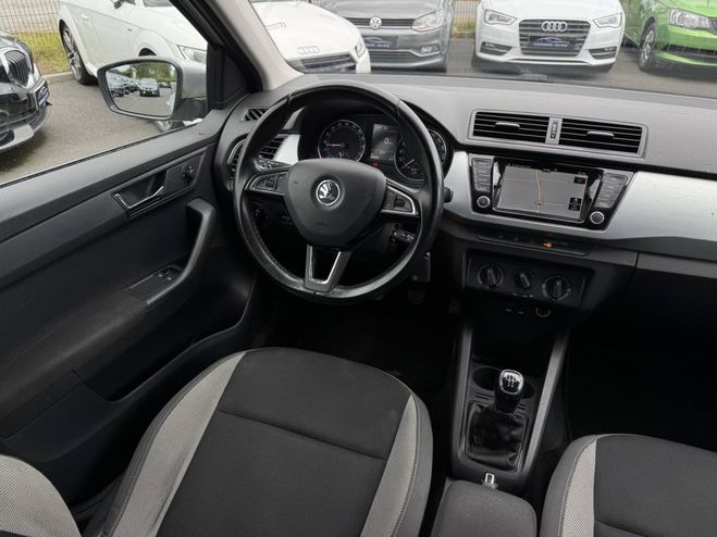 Skoda Fabia Combi 1.4 TDI 90 GPS TEL CLIM REGULATEUR GRIS de 2017