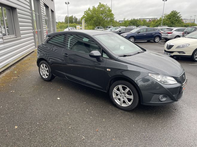 Seat Ibiza 1.2 TDI75 FAP PREFERENCE 5P GRIS FONCE  de 2011