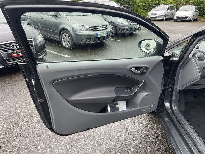 Seat Ibiza 1.2 TDI75 FAP PREFERENCE 5P GRIS FONCE  de 2011