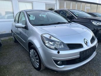 Voir d&eacute;tails -Renault Clio Initiale BOITE AUTO  &agrave; Avrainville (91)
