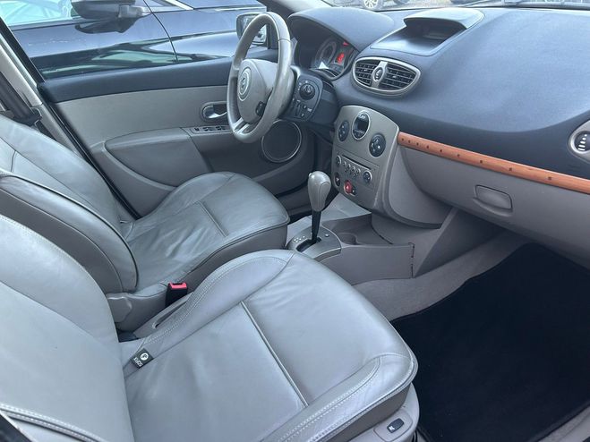 Renault Clio Initiale BOITE AUTO  Noir de 2006