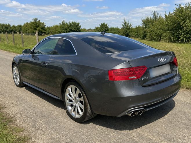 Audi A5 1.8 TFSI S Line (130kW) Gris de 2015