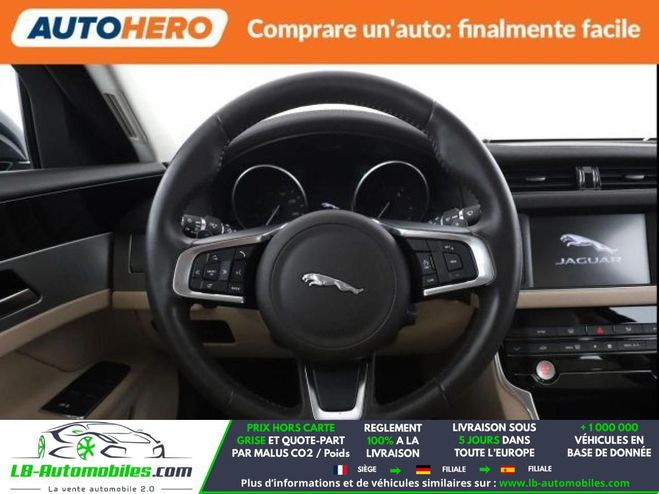 Jaguar XF 163 ch BVA E-Performance Bleu M�tallique de 2019