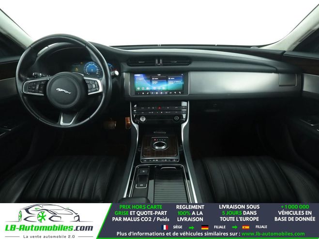 Jaguar XF 163 ch BVA E-Performance Gris M�tallique de 2018