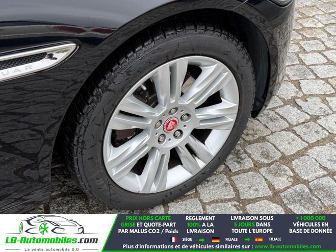 Jaguar XF 163 ch BVA E-Performance Noir M�tallique de 2019