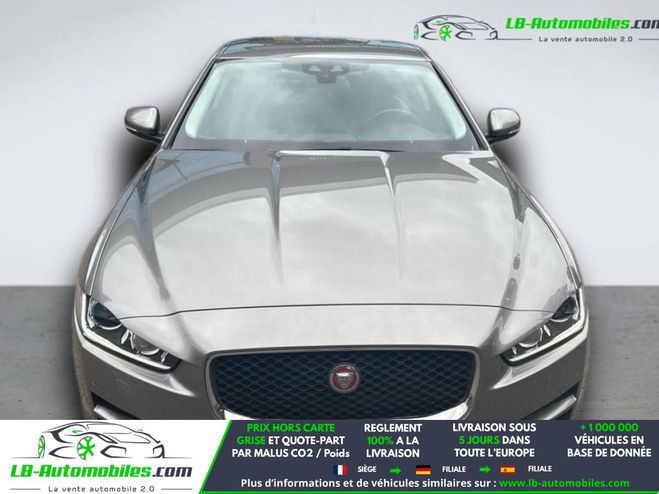 Jaguar XE 163 ch BVA E-Performance Argent� M�tallique de 2018