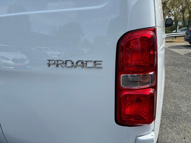 Toyota Proace 2.0 140ch D-4D MC23  FOURGON Medium Dyna BLANC de 2024