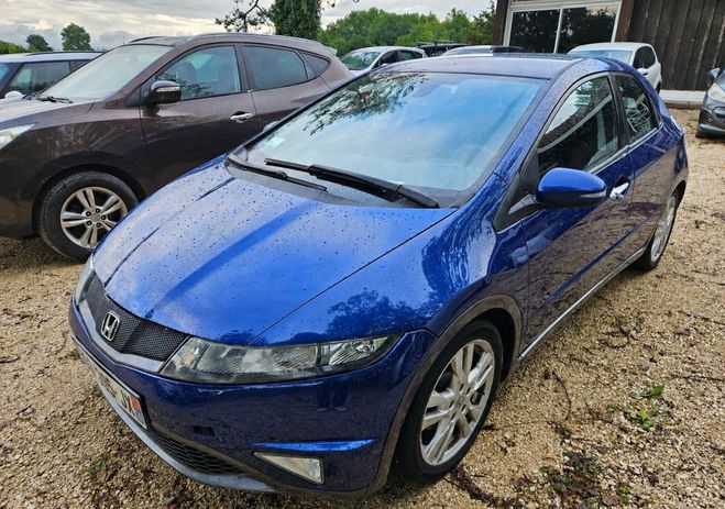 Honda Civic viii 1.8i 140 cv 2011 122000 kms Beige de 2011