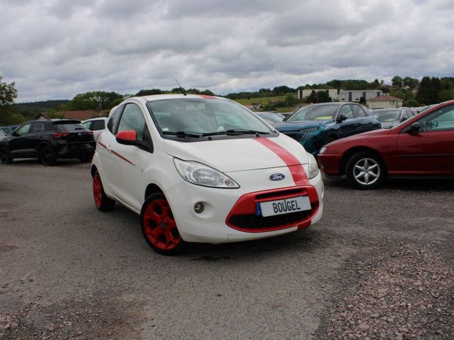 Ford KA GRAND PRIX 1L2 8V 70 CV CLIM AUTO USB JA Blanc/bande Rou de 2011