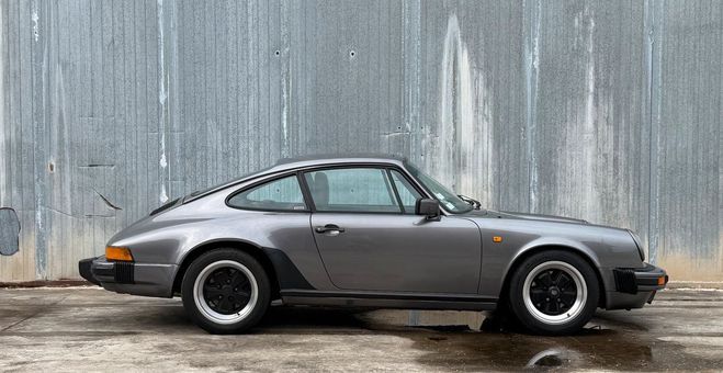 Porsche 911 Carrera 3.2 Gris meteor Gris de 1984