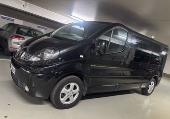  Voir d&eacute;tails -Renault Trafic long 2.0dci 115ch Black �dition 9 places &agrave; Rueil-Malmaison (92)