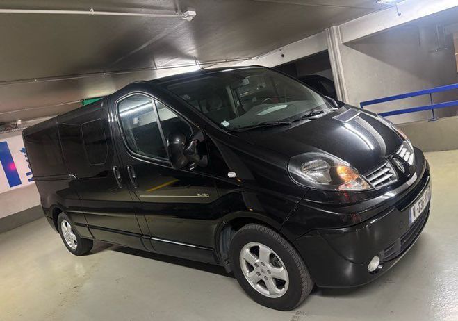 Renault Trafic long 2.0dci 115ch Black �dition 9 places Noir de 2014