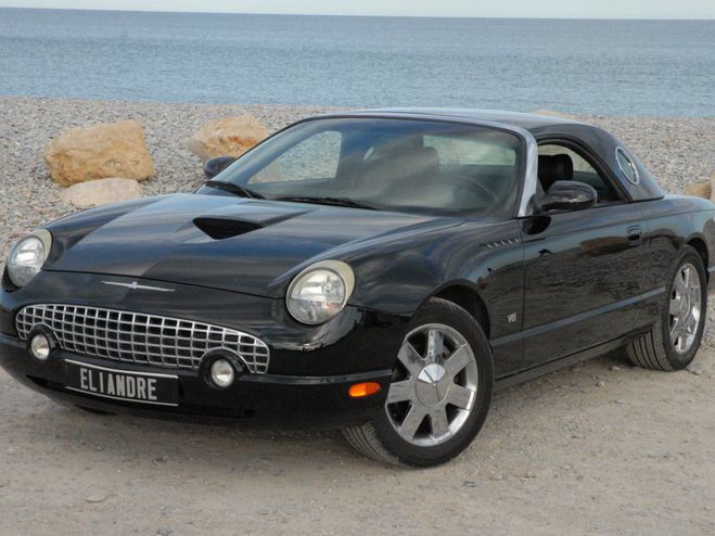 Ford Thunderbird 4.0 L V8 256 ch Noir de 2001