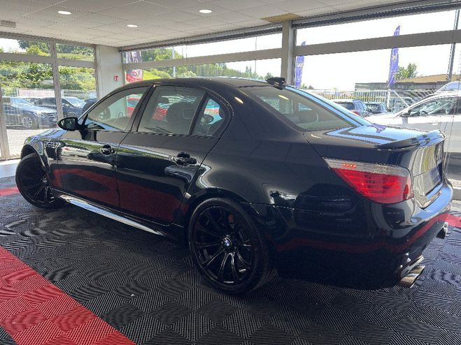BMW M5 5.0i V10 SMG7 Noir de 2005