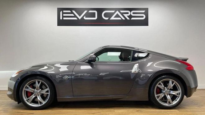 Nissan 370Z COUPE V6 3.7 328 ch / 40�me Anniversaire Gris de 2011