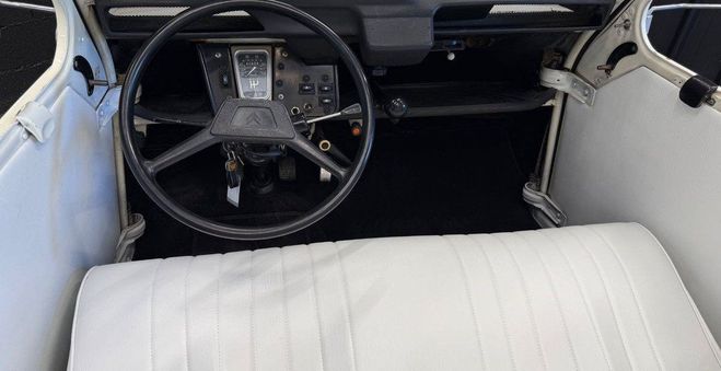 Citroen 2 CH 2 CV 2cv6 special Blanc de 1988