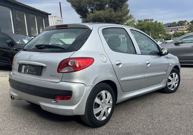 Peugeot 206 1.4 HDI FAP ACTIVE 5P Gris de 2012