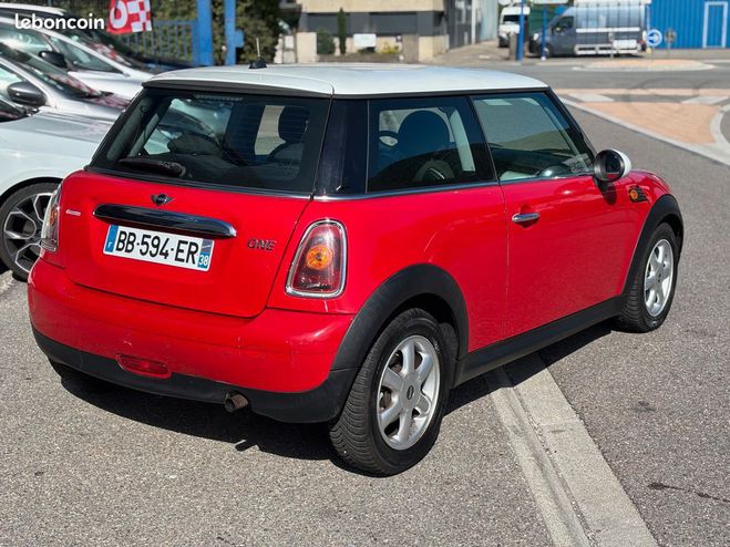 Mini Cooper 1.4 ess 95Ch One Pack Rouge de 2009