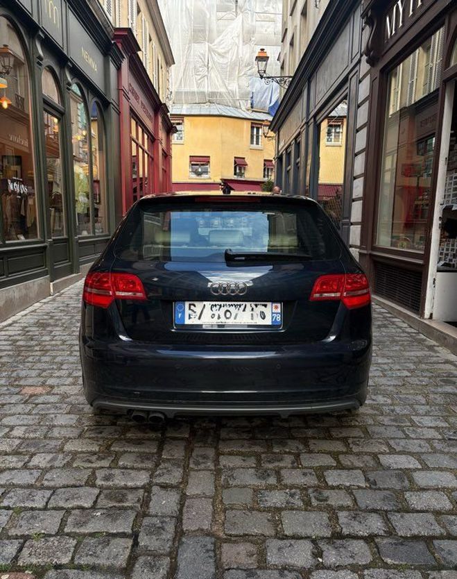 Audi S3 Sportback 2.0 TFSI Quattro 265ch ? Tr�s  Bleu de 2012