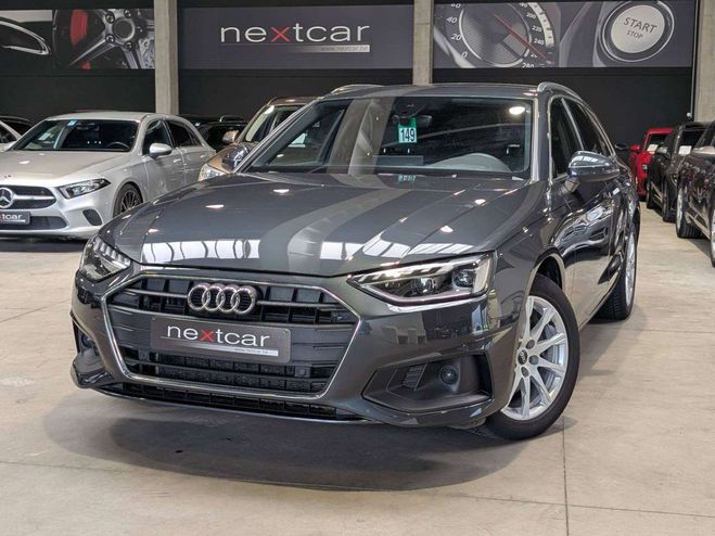 Audi A4 30TDi Avant STRONIC Gris M�tallis� de 