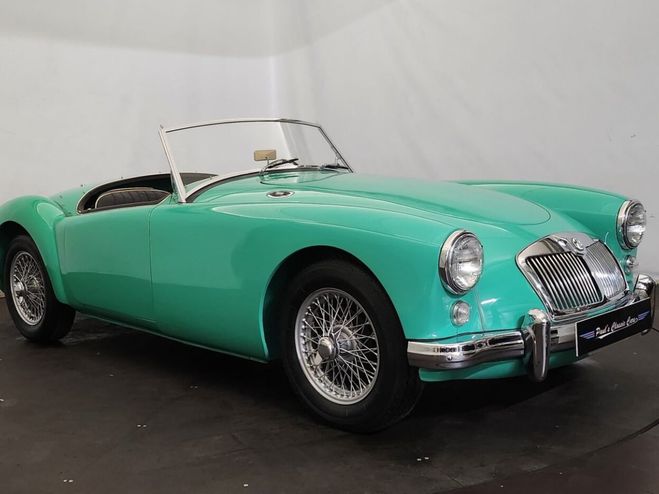 MG MGA A 1500 cabriolet Vert de 1956