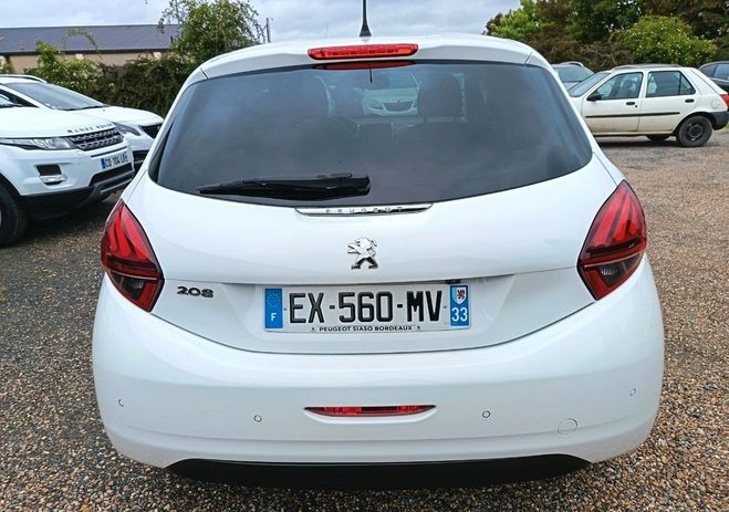 Peugeot 208 1.2 82cv STYLE Blanc de 2018
