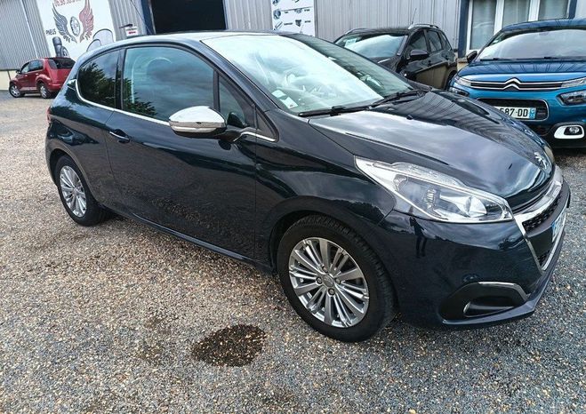 Peugeot 208 1.2 110cv ALLURE 1 ERE MAIN Gris de 2018