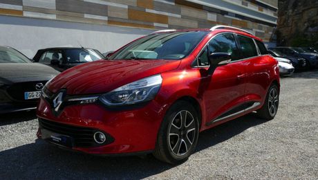 Renault Clio IV ESTATE 1.2 TCE 120 Ch LIMITED EDC 359 2015 d'occasion a  La Ciotat (13)