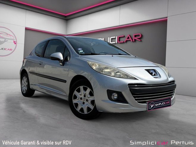 Peugeot 207 1.4 VTi 95ch pack clim moteur a chaine e Gris de 2010