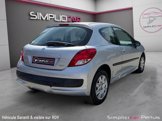 Peugeot 207 1.4 VTi 95ch pack clim moteur a chaine e Gris de 2010