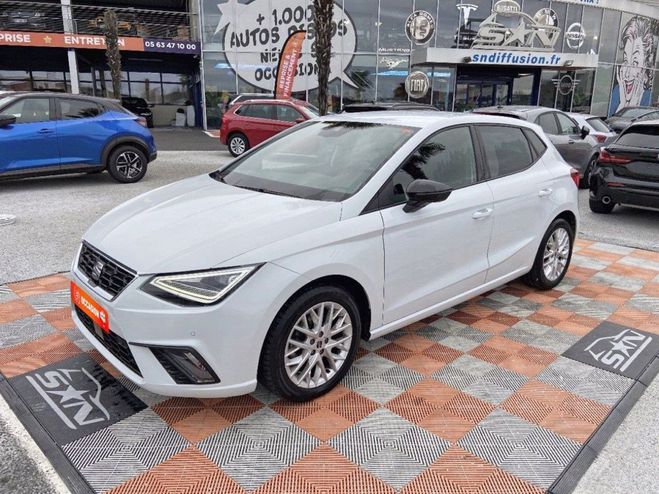 Seat Ibiza 1.0 TSI 110 BV6 FR GPS Cam�ra Cockpit Blanc de 2024