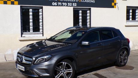 Mercedes Classe GLA CLASSE 220 d 4-Matic Sensation 7-G DCT A 2016 d'occasion a Clamart (92)