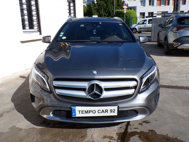 Mercedes Classe GLA CLASSE 220 d 4-Matic Sensation 7-G DCT A GRIS de 2016