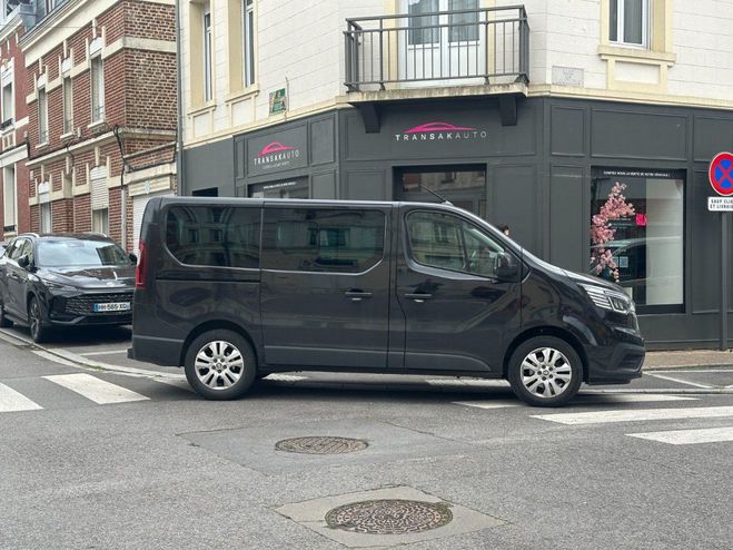 Renault Trafic 2.0L / 8 PLACES / ENTRETIENS Noir de 2024