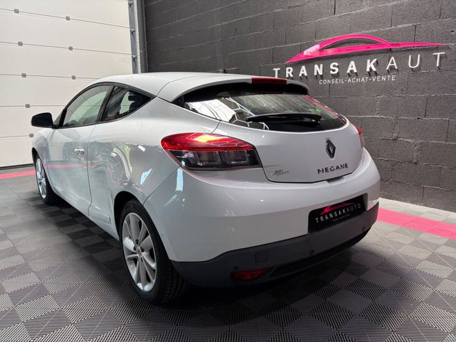Renault Megane III COUPE TCE 115 Energy eco2 Dynamique Blanc de 2013