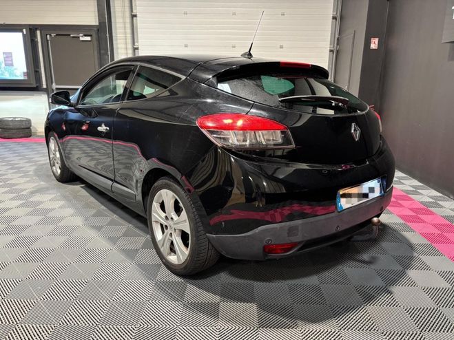 Renault Megane III COUPE dCi 130 FAP eco2 Noir de 2011