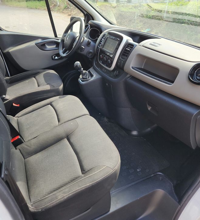 Renault Trafic  L2H1 1200 DCI 120 E6 Blanc de 2019