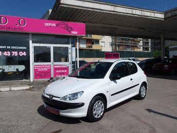  Voir d&eacute;tails -Peugeot 206 1.4 HDI PACK CD CLIM 3P &agrave; Toulouse (31)