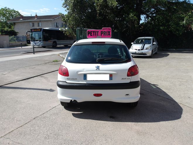 Peugeot 206 1.4 HDI PACK CD CLIM 3P BLANC de 2007