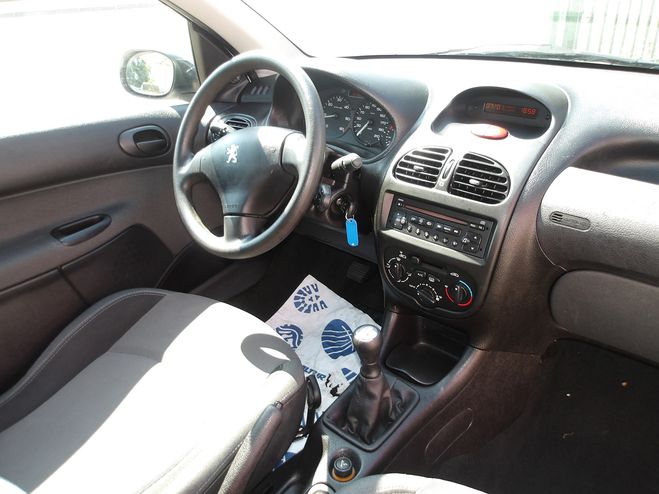 Peugeot 206 1.4 HDI PACK CD CLIM 3P BLANC de 2007