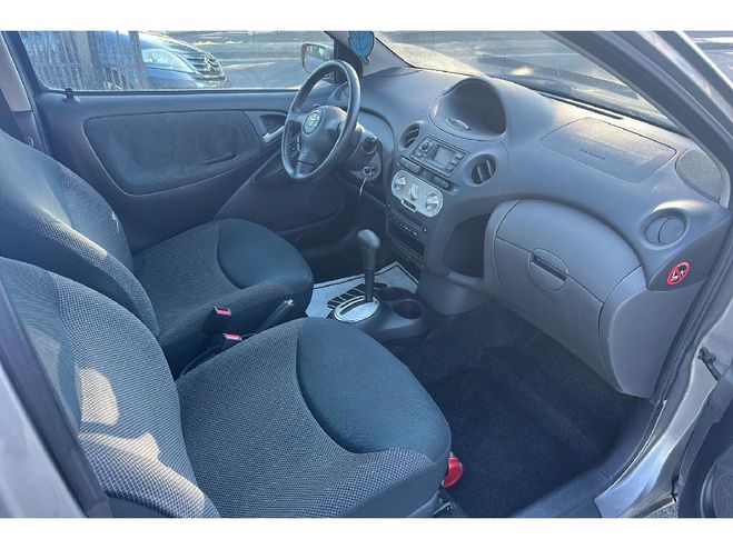 Toyota Yaris 1.3 VVT-i BVA SOL Marron clair de 2003